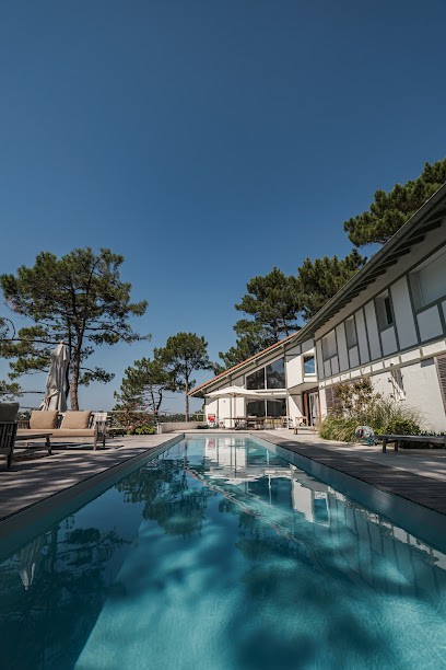 Piscines de France - Landes et Pays Basque (40,64) - Construction de piscines, Pisciniste à Saint-Paul-lès-Dax