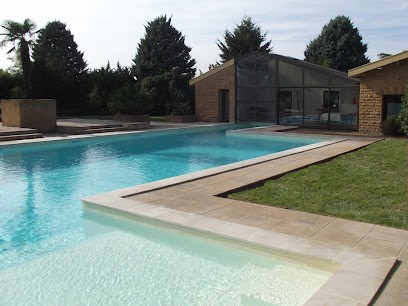 K Loisir Piscines, Magasin de Matériel pour Piscines à Limas