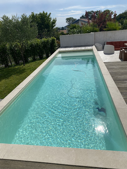Loisirs Habitats, Pisciniste à Anglet