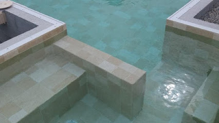 Mumcular Pvc. Pose De Pvc Armé, Pisciniste à Châteauneuf-sur-Isère