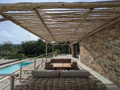 Lmjc Conception Terrasse Bois&Piscine, Pisciniste à la Seyne-sur-Mer
