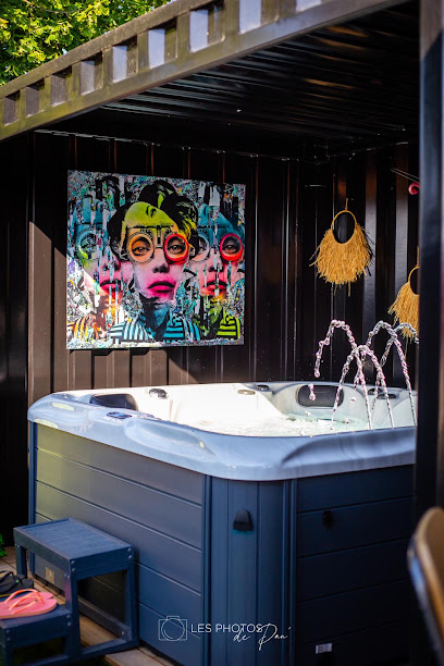 La Boite À Piscines Et Spas (Showroom Piscine Container), Pisciniste à Saint-André-de-l'Eure