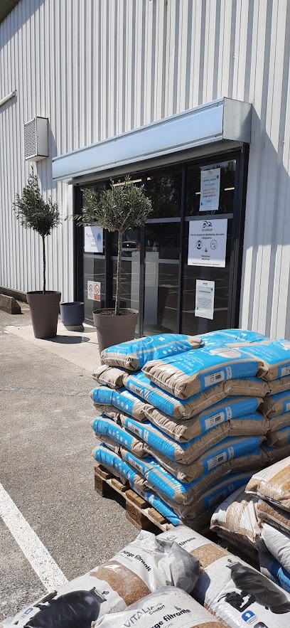 AQUALUX - CF GROUP, Magasin de Matériel pour Piscines à Saint-Rémy-de-Provence