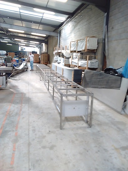 SUN ABRIS MONTPELLIER - SHOWROOM OUVERTURE SUR RDV, Magasin de Matériel pour Piscines à Caux