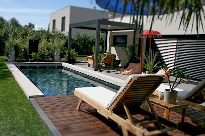 Acqua Terra | Spécialiste Aménagement Extérieur : Piscine, Spa, Aménagement Paysager, Pergola Et Carport, Magasin De Matériel Pour Piscines à Hirsingue
