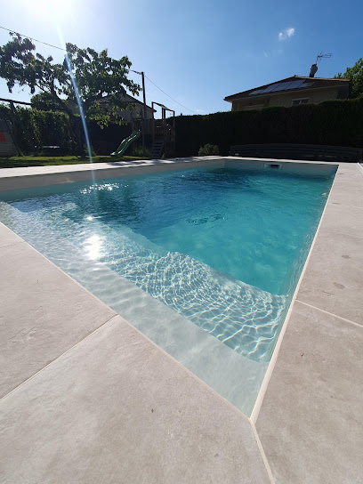 Les Piscines De L'avant Pays Pisciniste à Saint-Martin-de-Vaulserre
