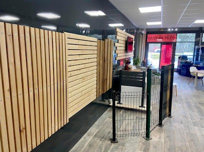 Magiline Piscine et Spa Pontarlier, Magasin de Matériel pour Piscines à La Cluse-et-Mijoux