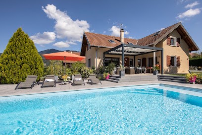 Everblue - Roguet Piscine & Spa, Pisciniste à Saint-Cergues