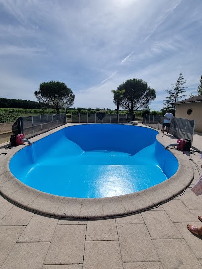 Sarl Poulain Constructions Piscines, Pisciniste à Saint-Sulpice-la-Pointe