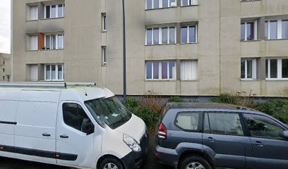 De Azevedo Manuel, Pisciniste à Saint-Brieuc